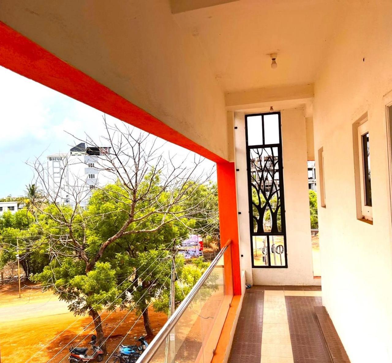 Asshappystayinn Hotel Tiruchirappalli Kültér fotó